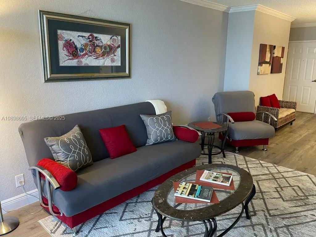 2501 S Ocean Drive #1617 (AVAILABLE)