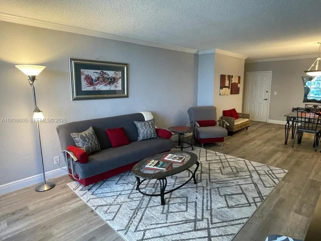 2501 S Ocean Drive #1617 (AVAILABLE)
