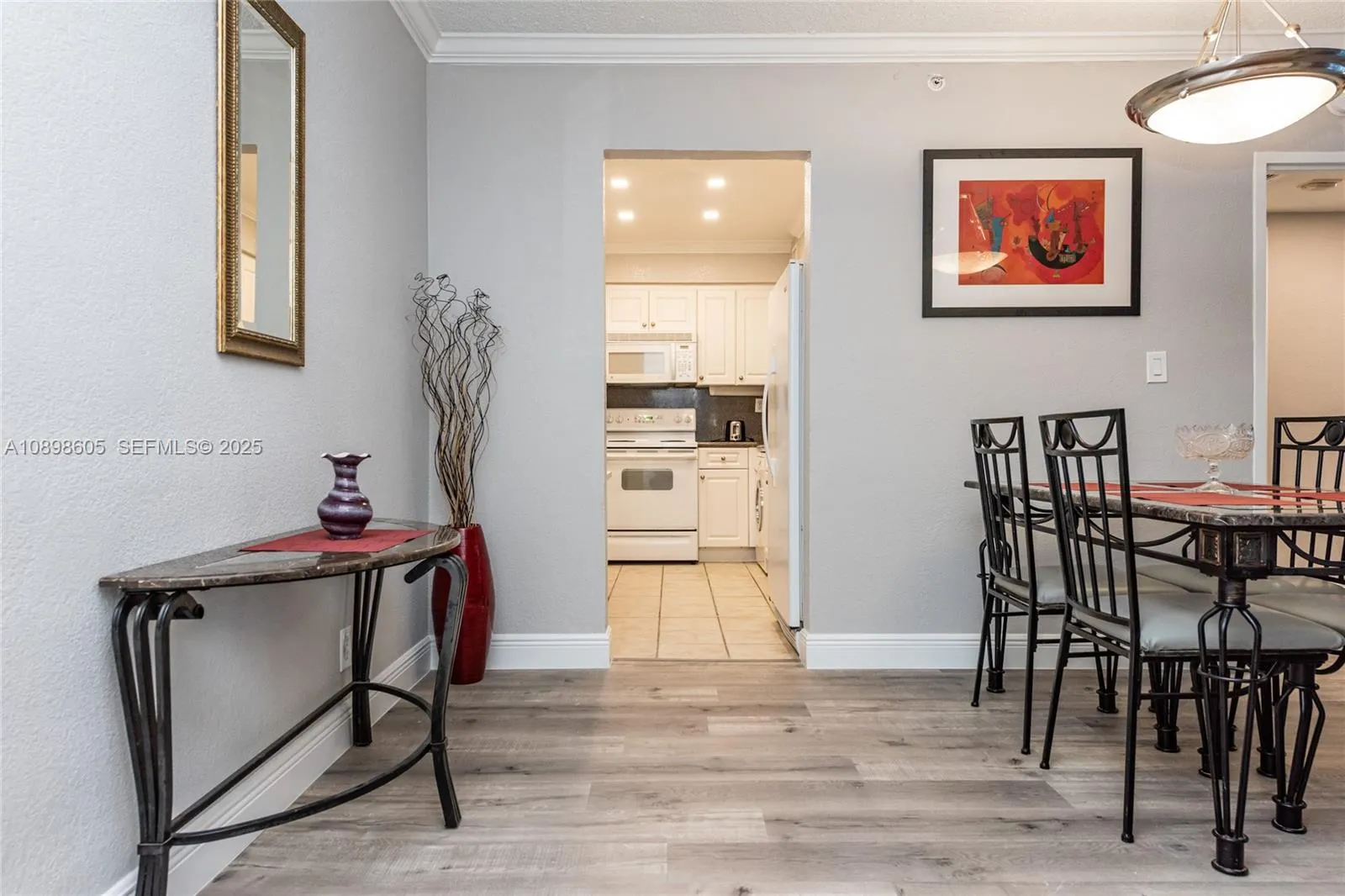 2501 S Ocean Drive #1617 (AVAILABLE)