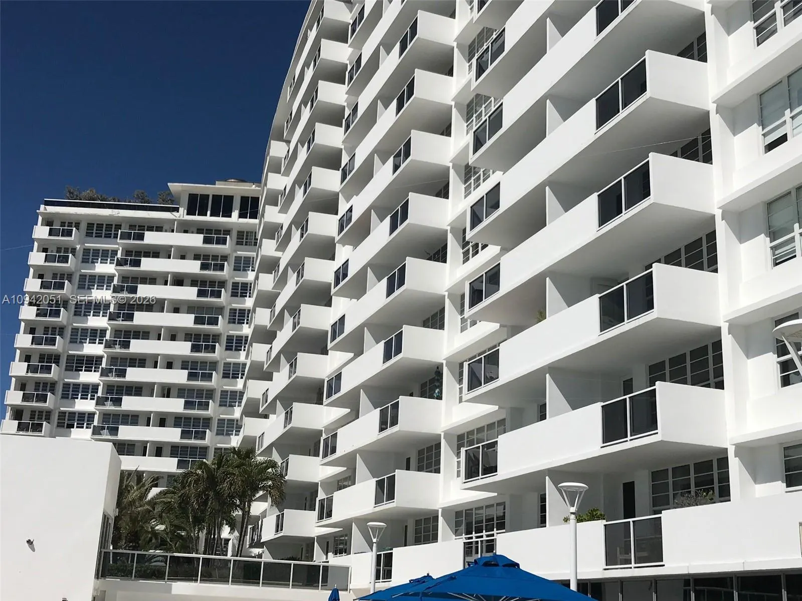 100 Lincoln Road #716