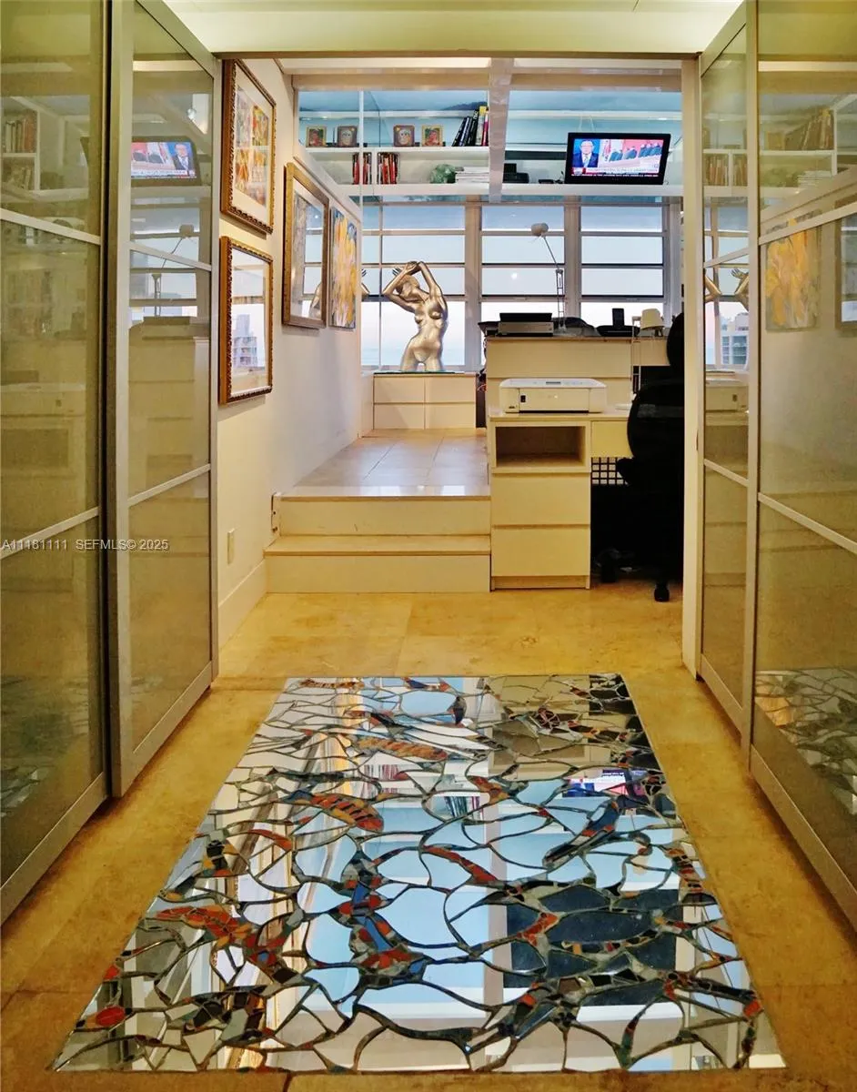 100 Lincoln Road #1642