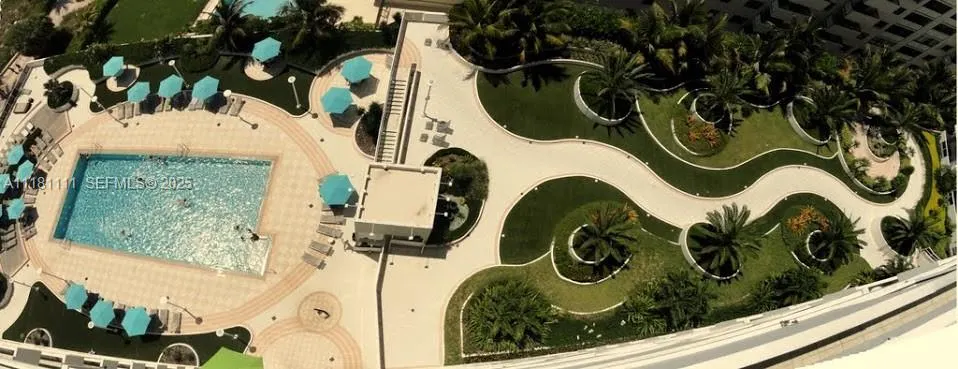 100 Lincoln Road #1642