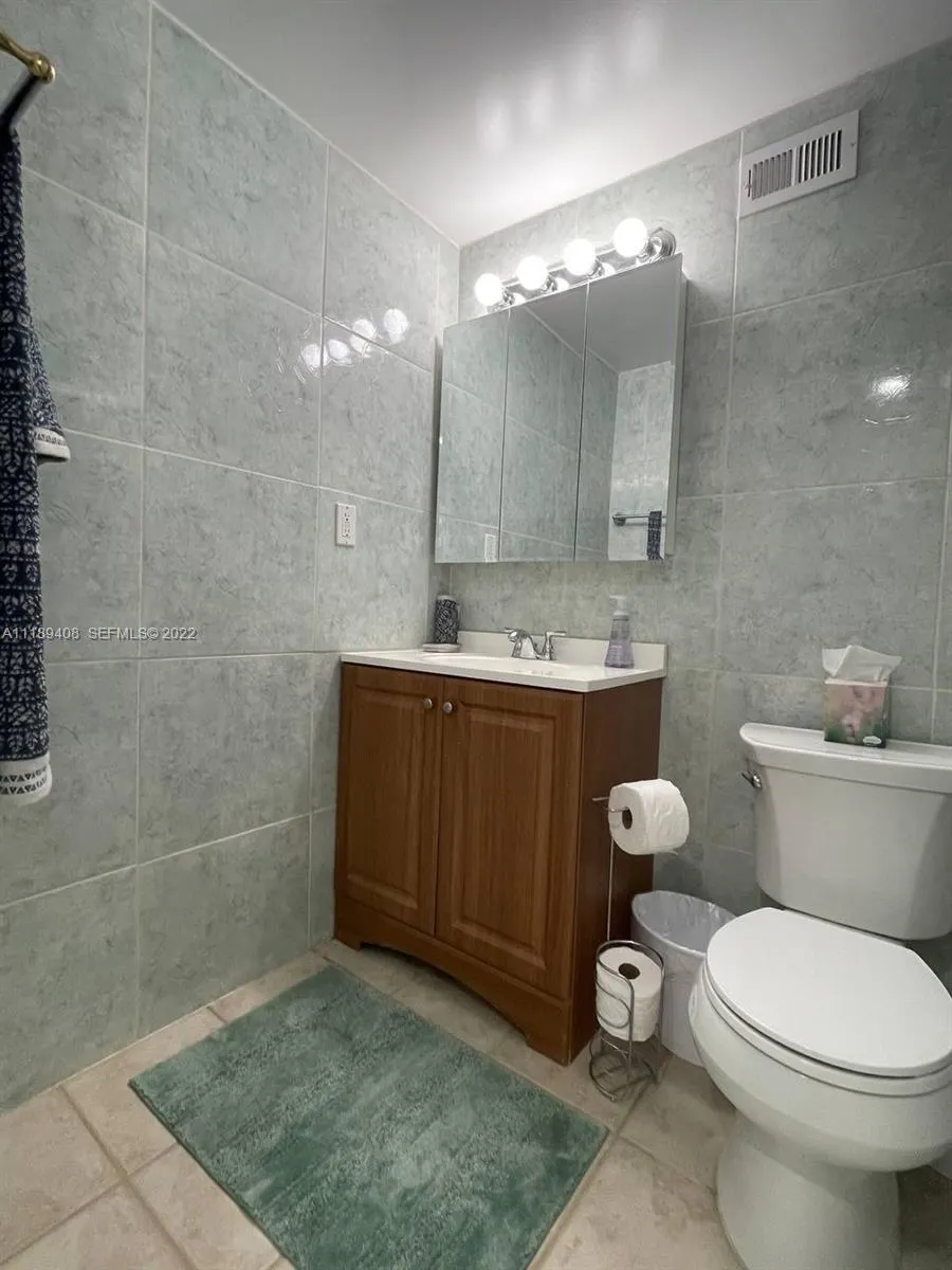 2501 S Ocean Drive #1227 (AVAILABLE)