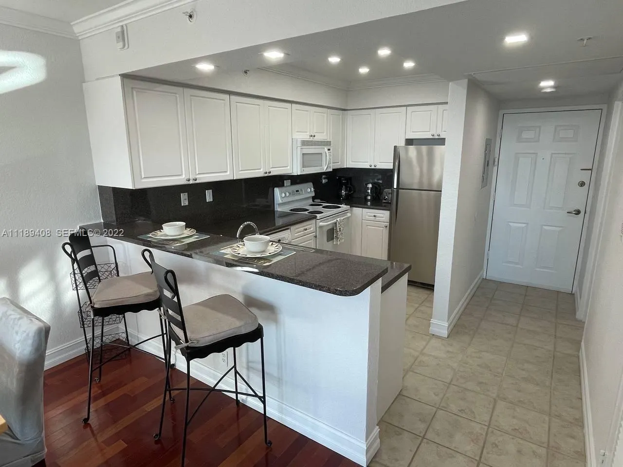 2501 S Ocean Drive #1227 (AVAILABLE)