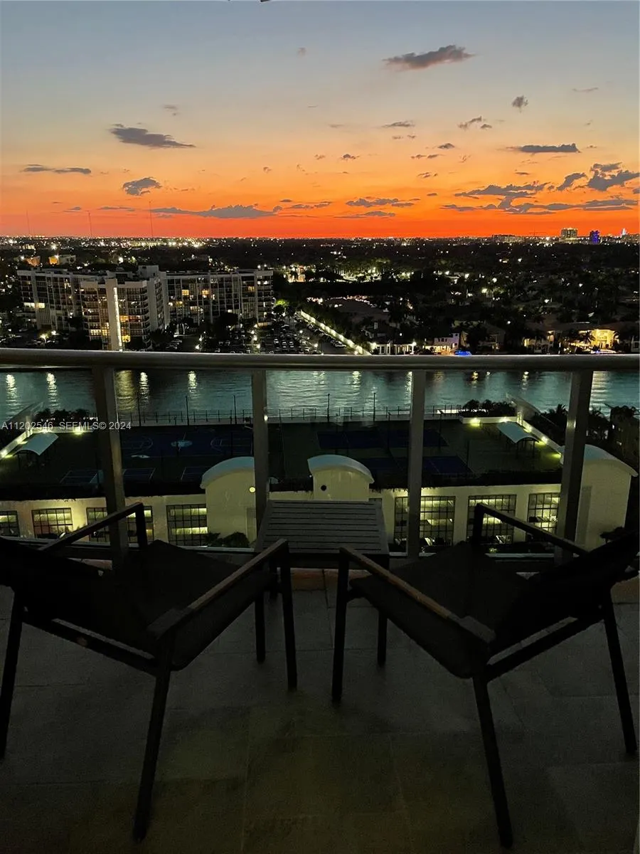 2501 S Ocean Drive #PH28 (AVAILABLE OCTOBER)