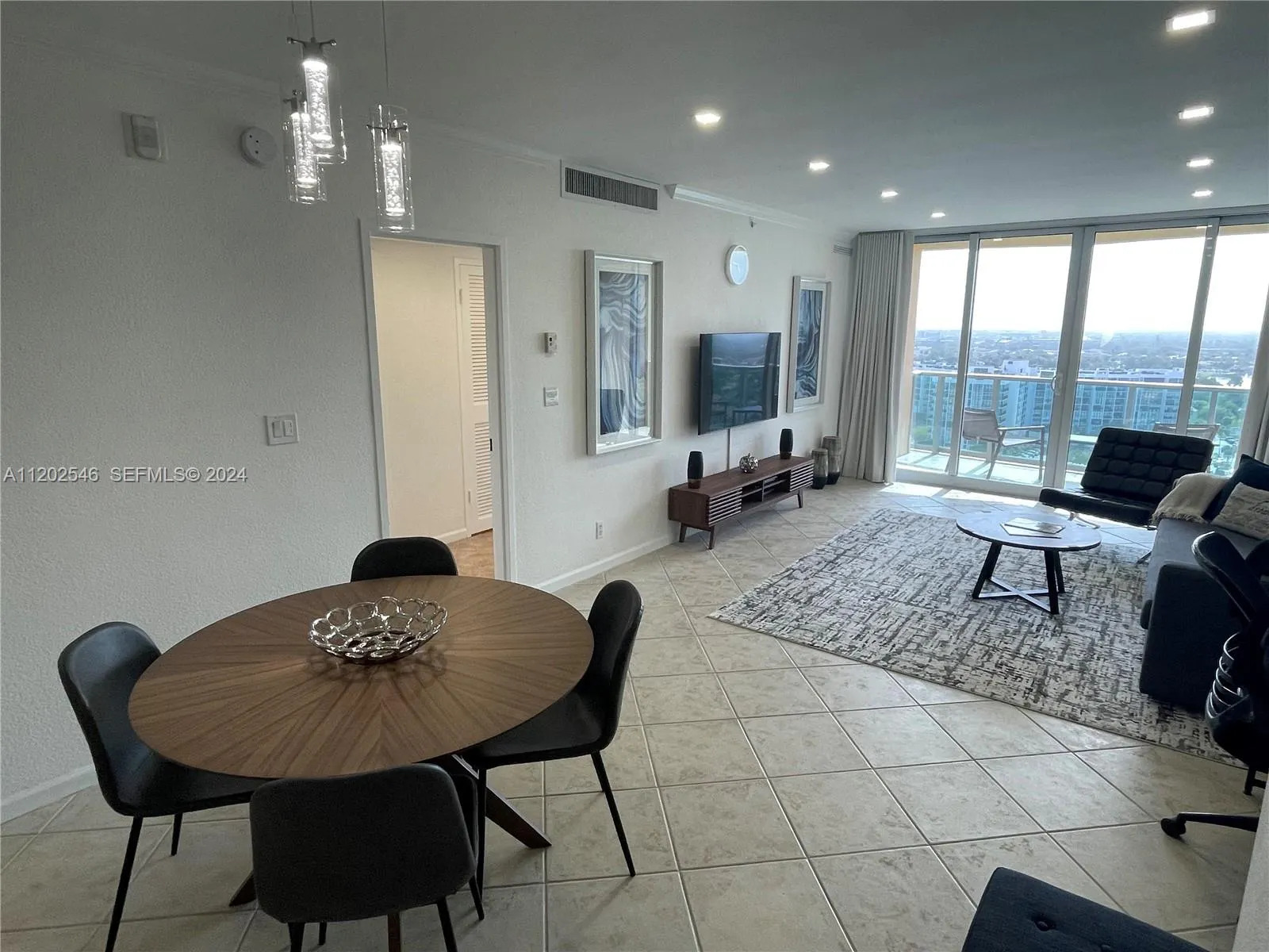 2501 S Ocean Drive #PH28 (AVAILABLE OCTOBER)