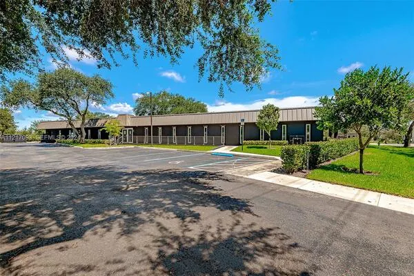 7700 Davie Road Extension