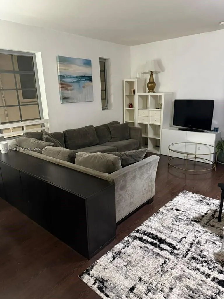 435 21st Street #223