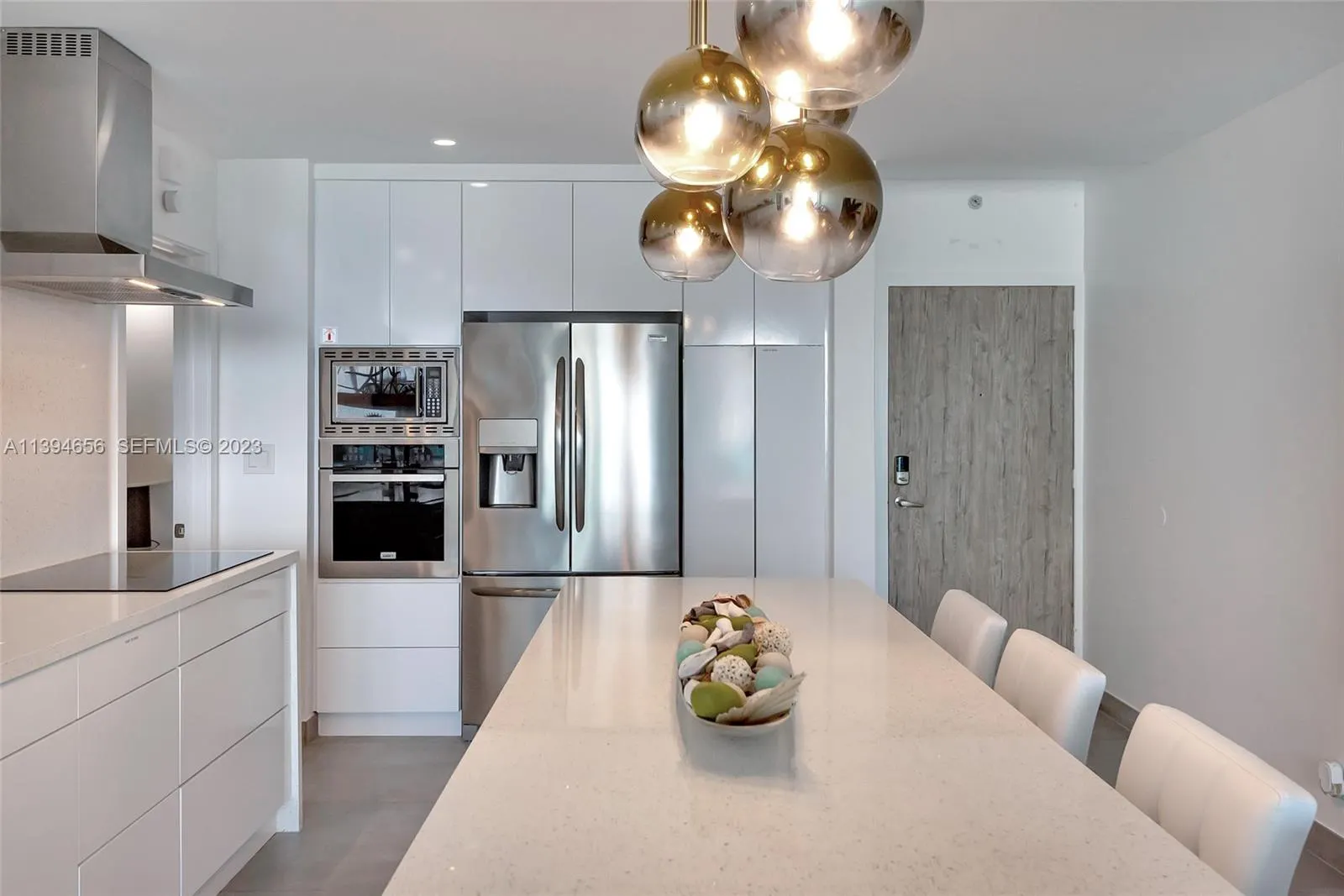 4001 S Ocean Drive #14H
