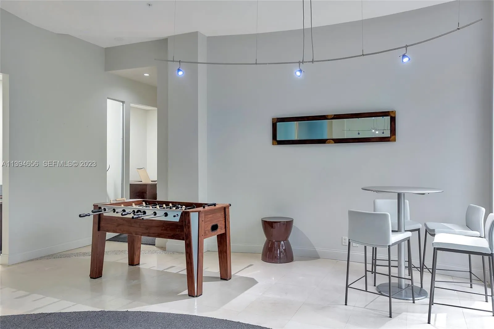 4001 S Ocean Drive #14H