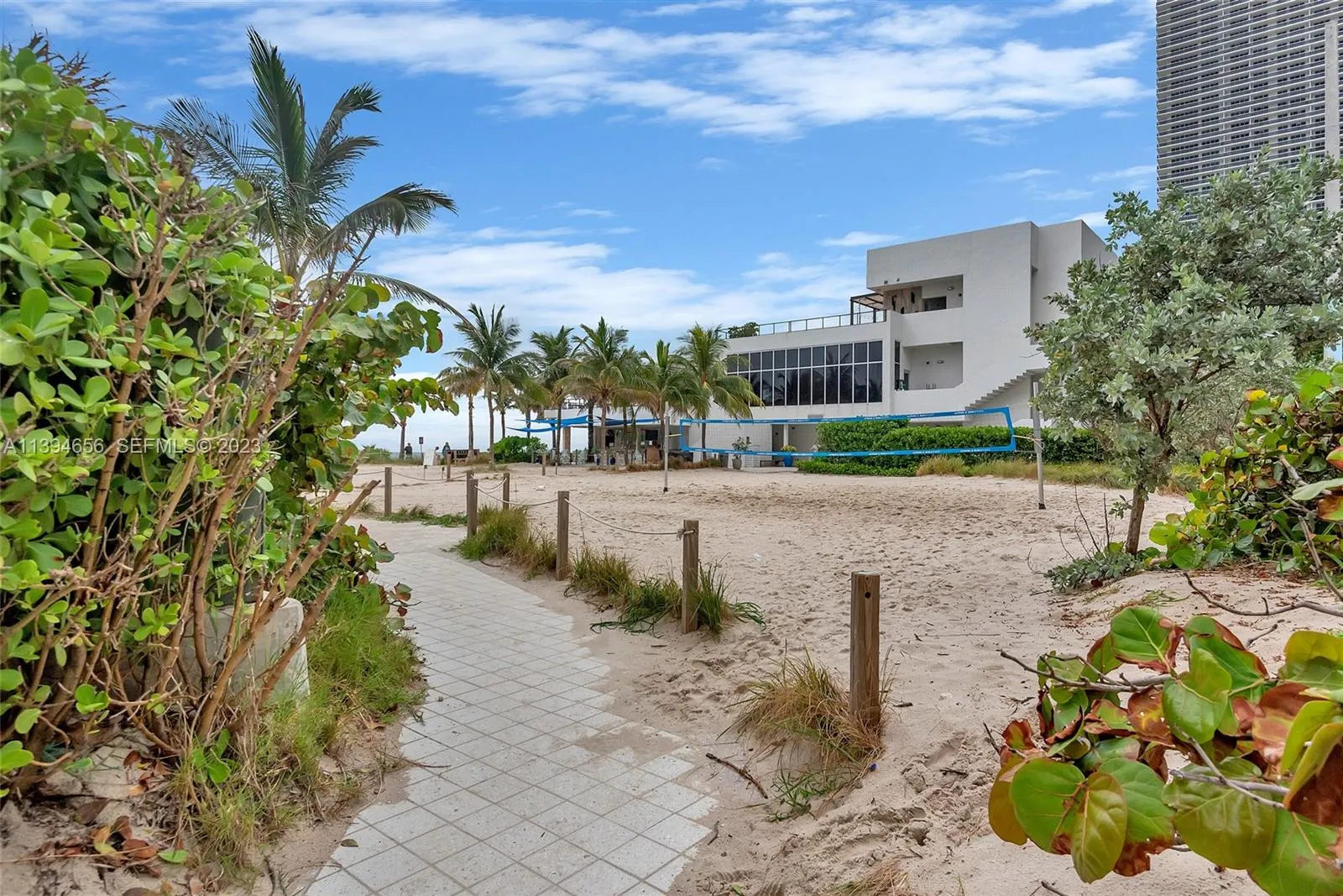 4001 S Ocean Drive #14H