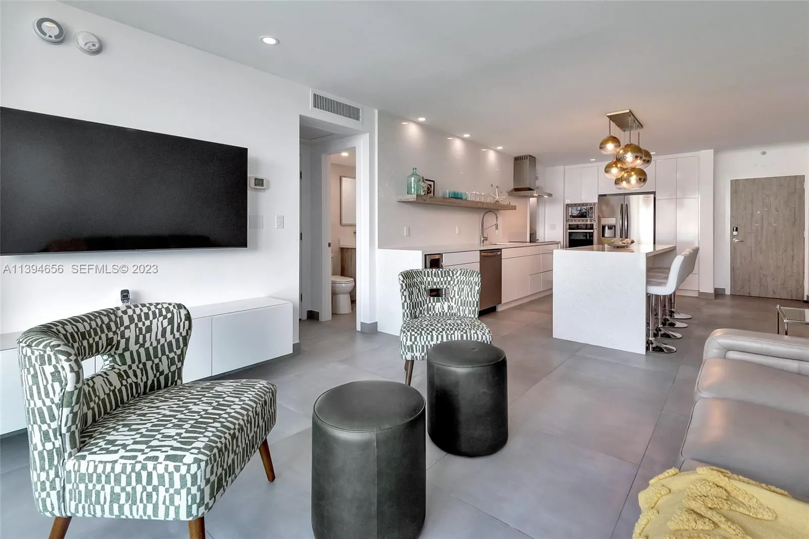 4001 S Ocean Drive #14H