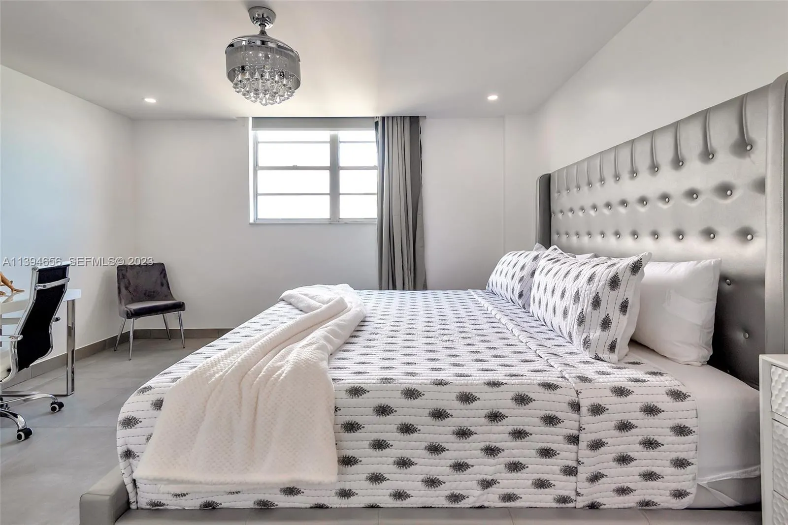 4001 S Ocean Drive #14H