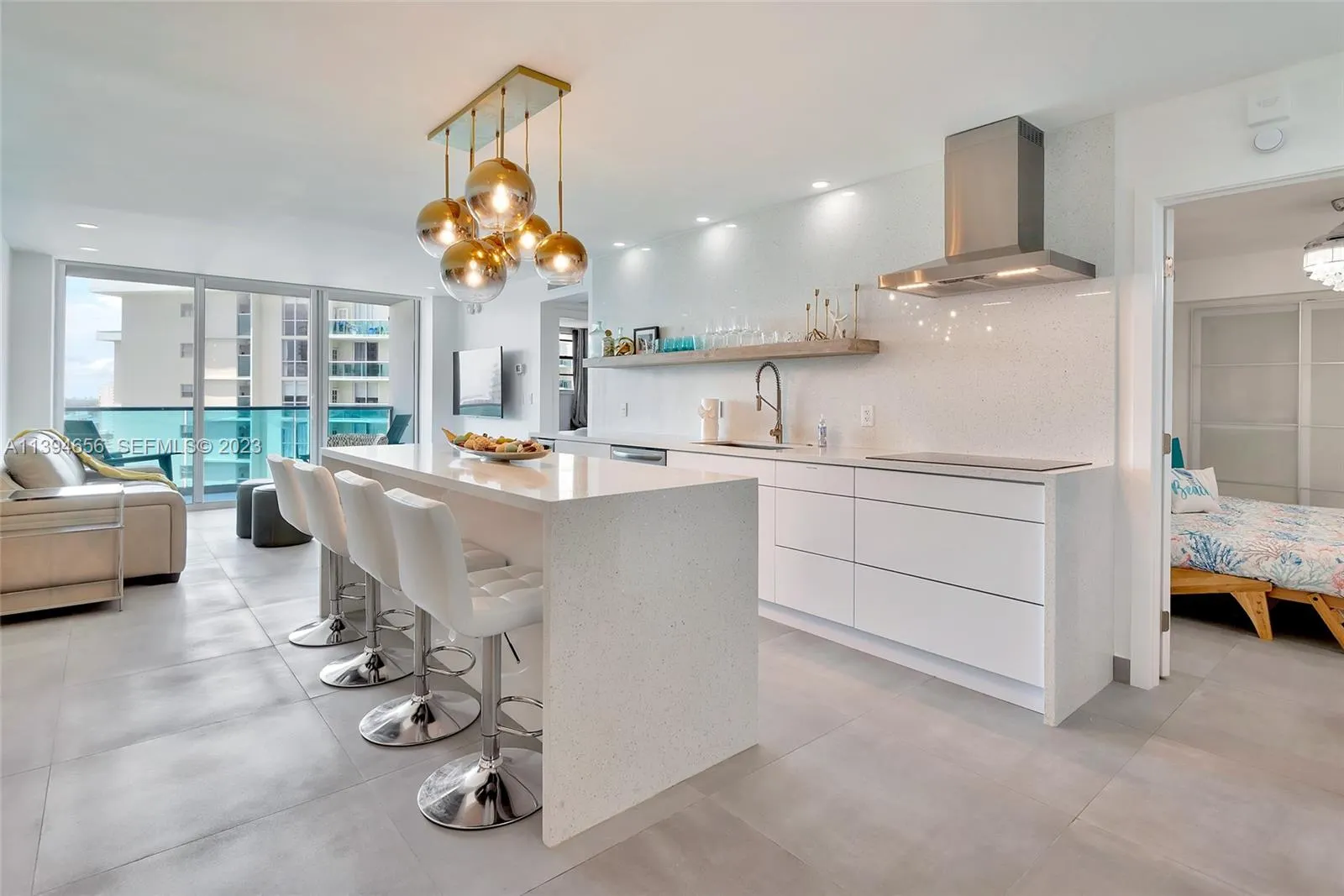 4001 S Ocean Drive #14H