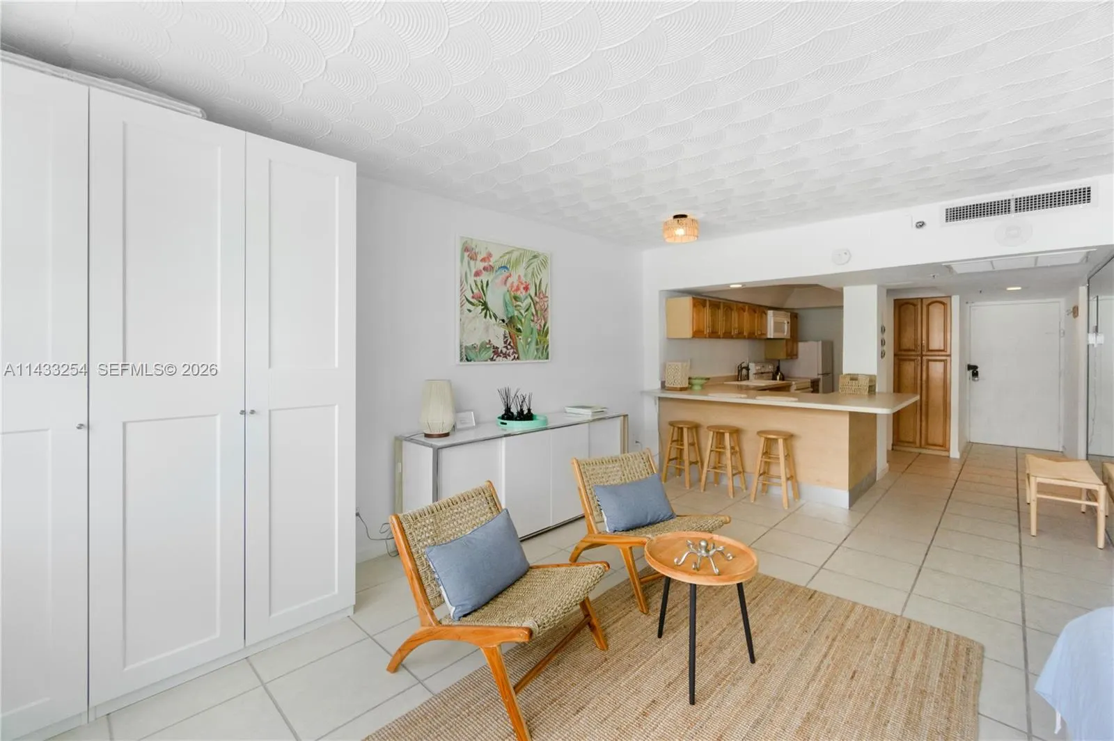 100 Lincoln Road #1039
