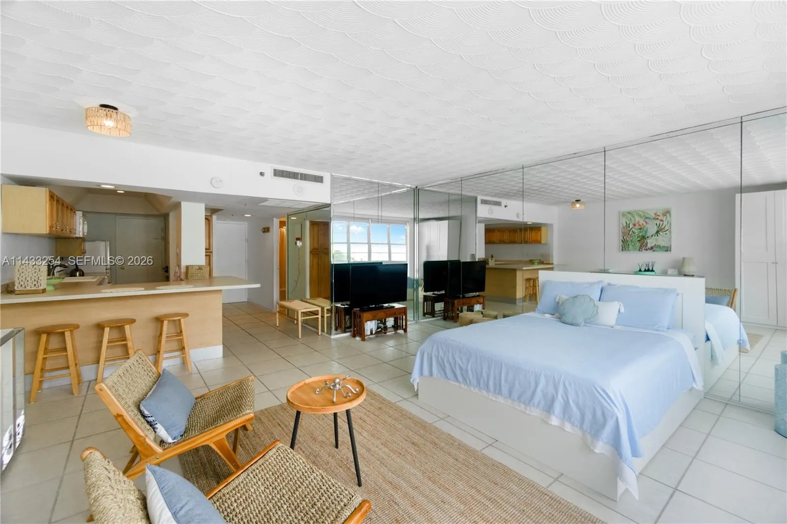 100 Lincoln Road #1039
