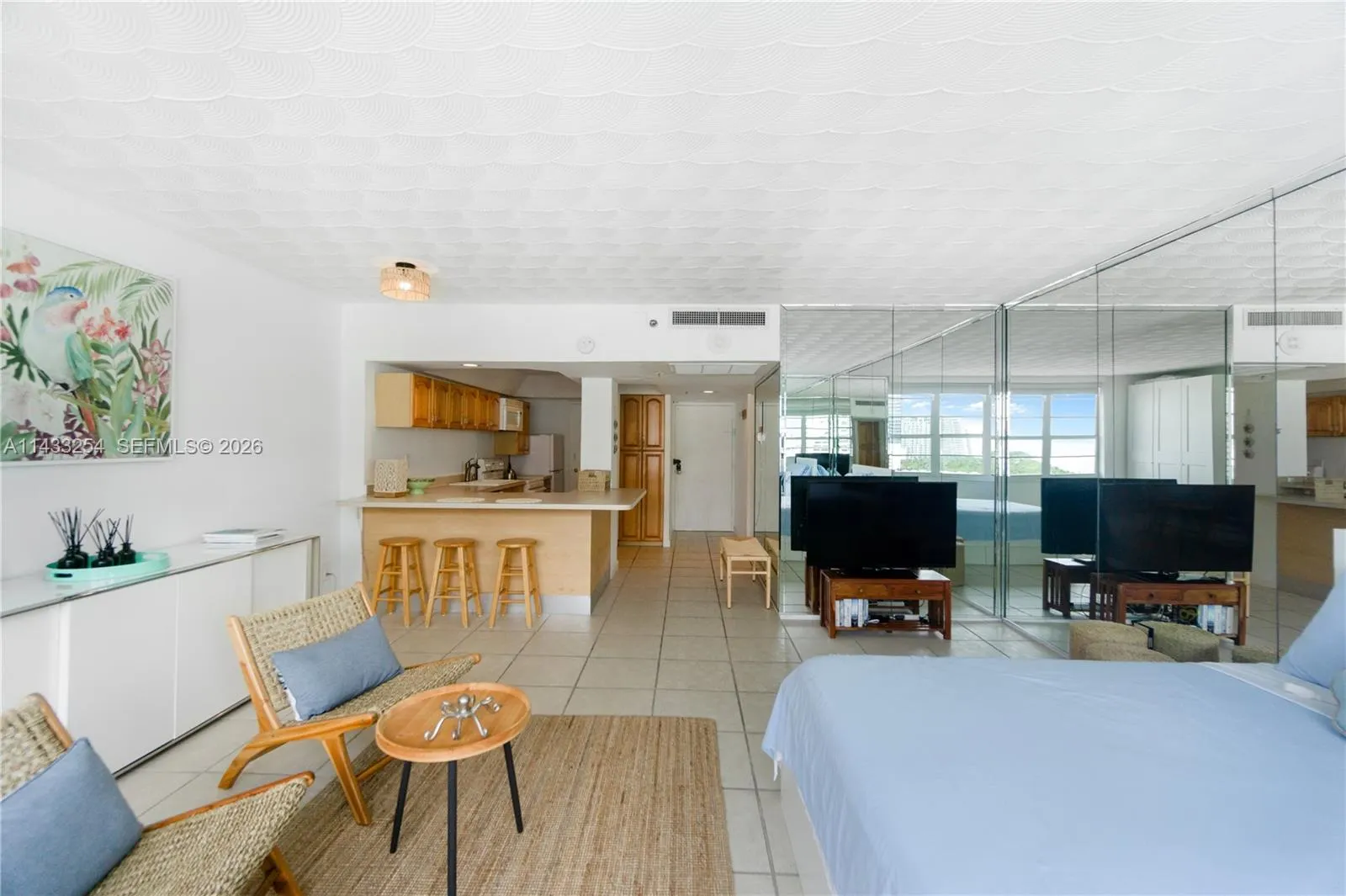 100 Lincoln Road #1039