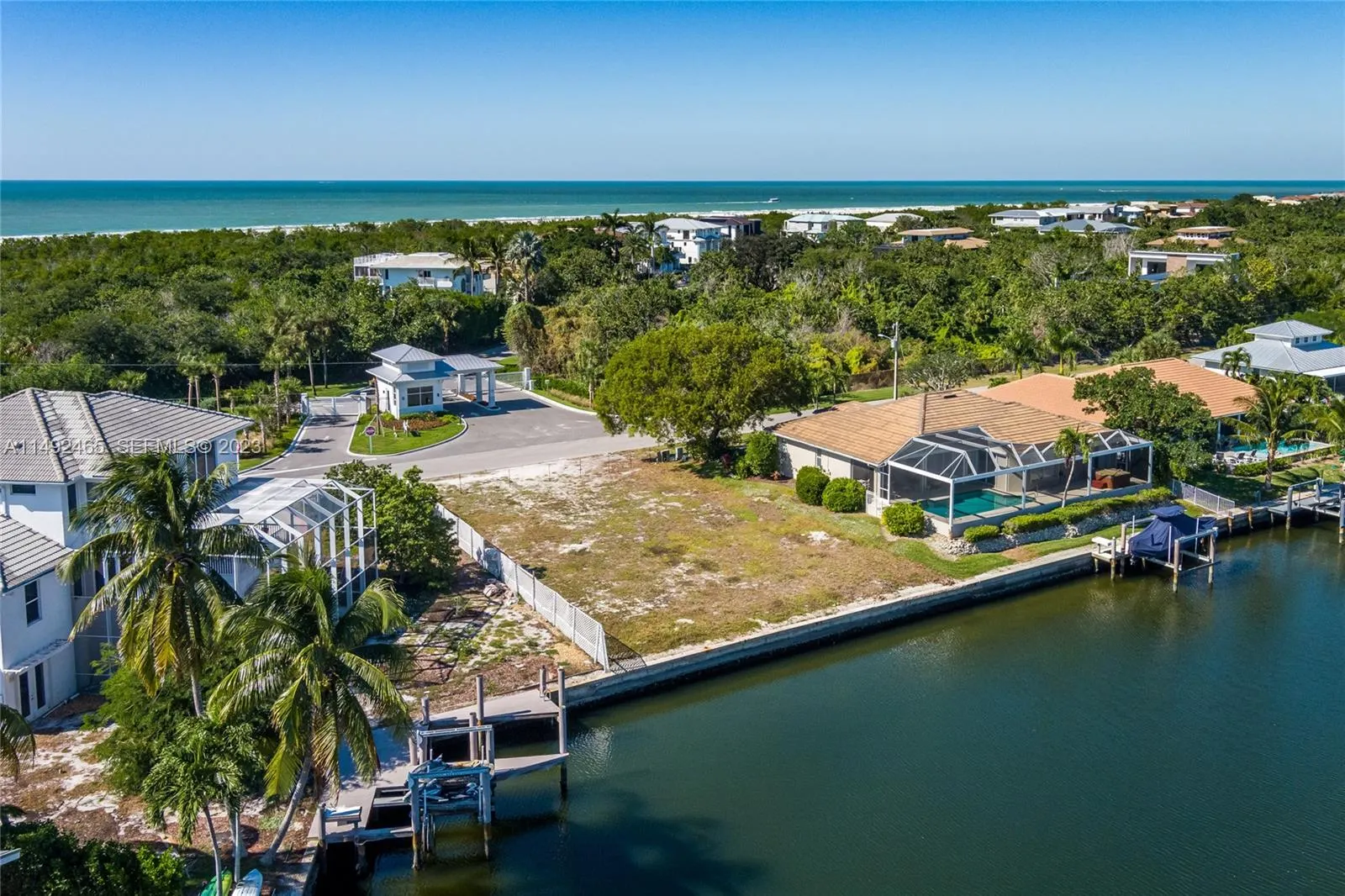609 Spinnaker Drive