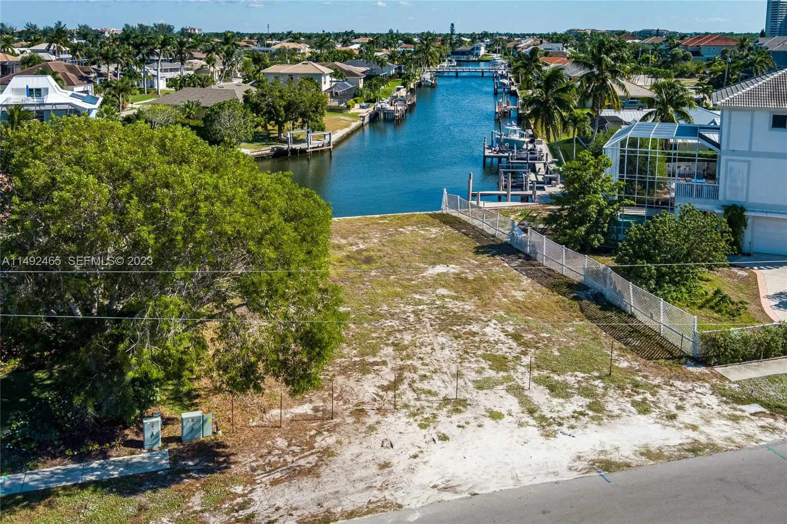 609 Spinnaker Drive