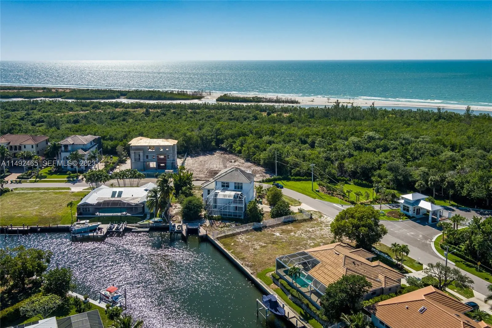 609 Spinnaker Drive