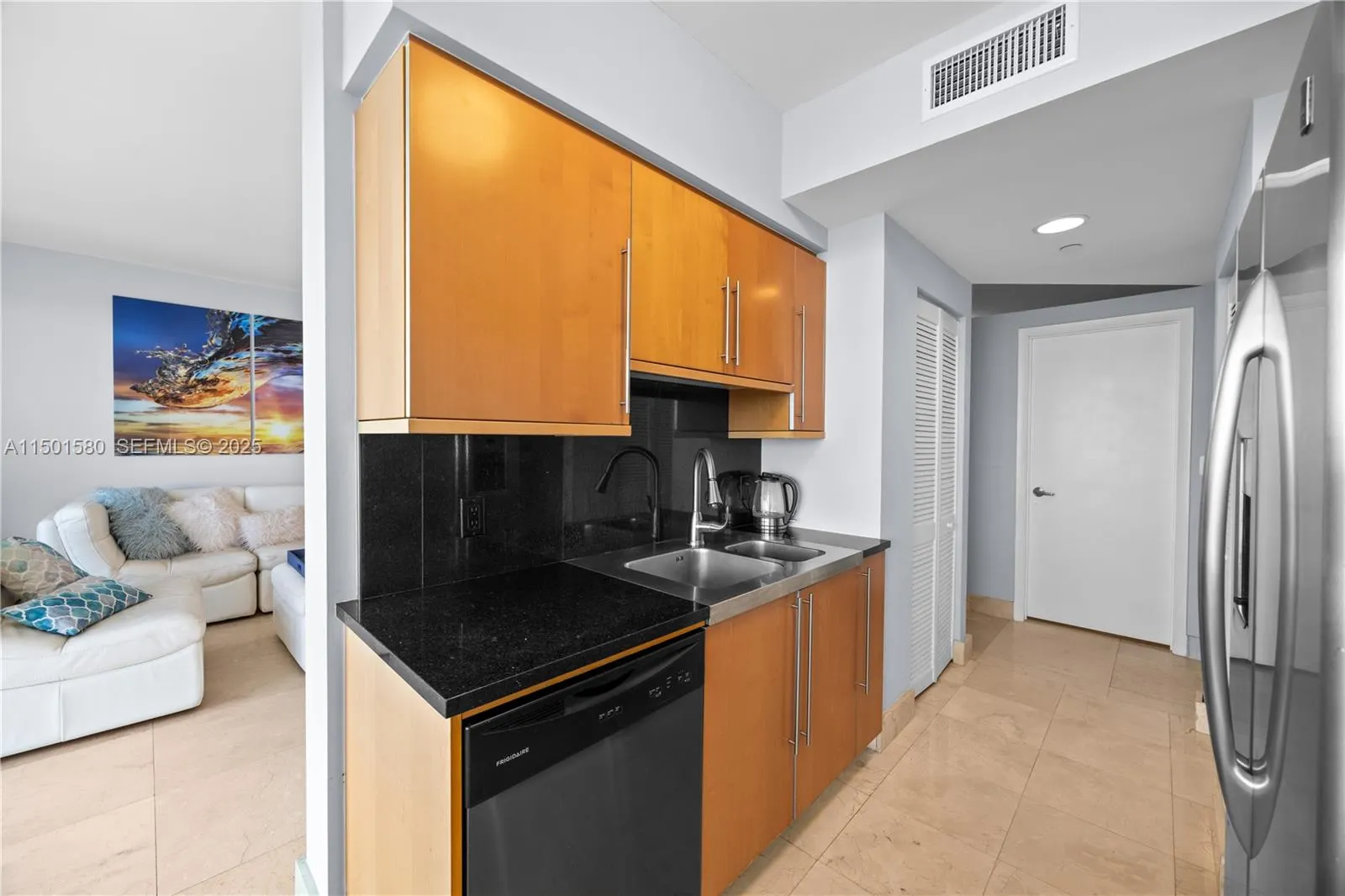 6365 Collins Avenue #4106