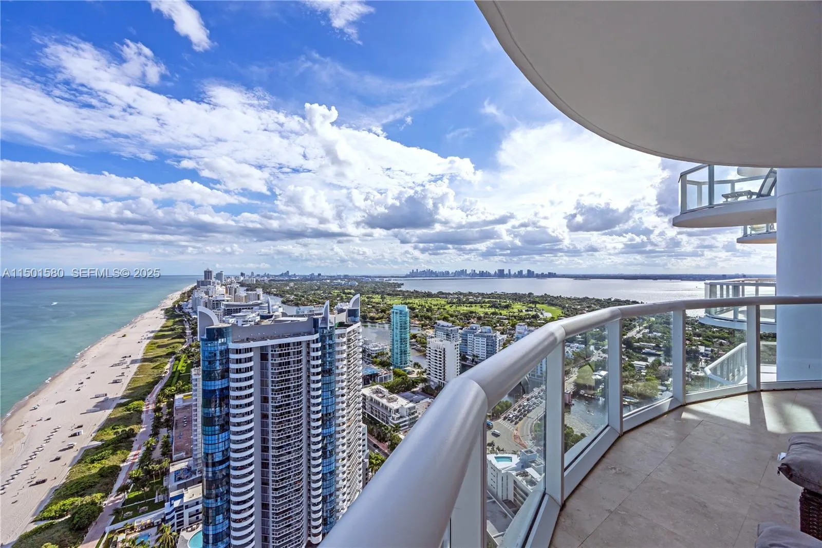 6365 Collins Avenue #4106