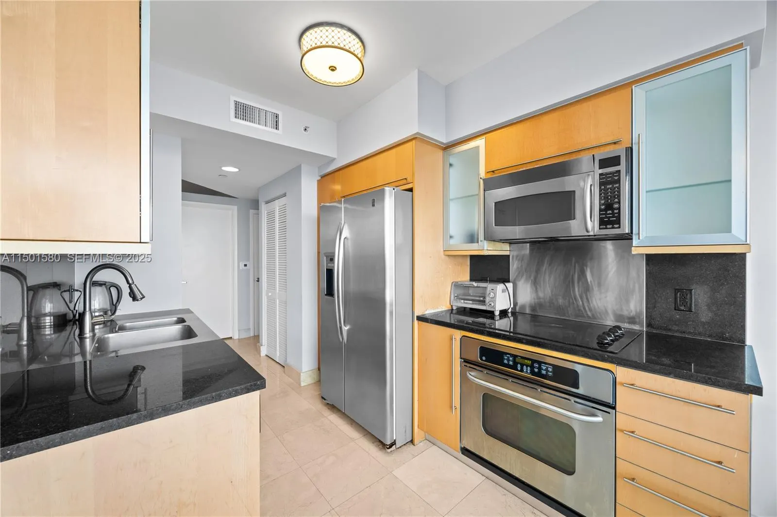 6365 Collins Avenue #4106