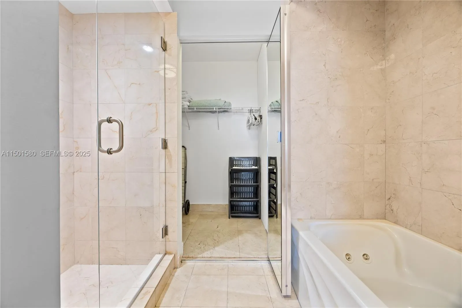 6365 Collins Avenue #4106