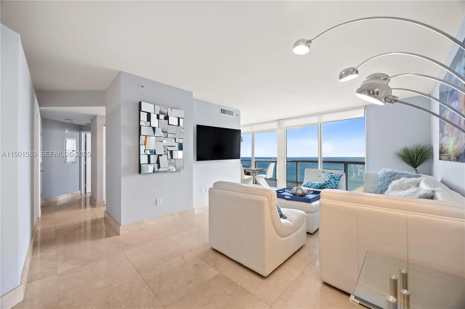 6365 Collins Avenue #4106