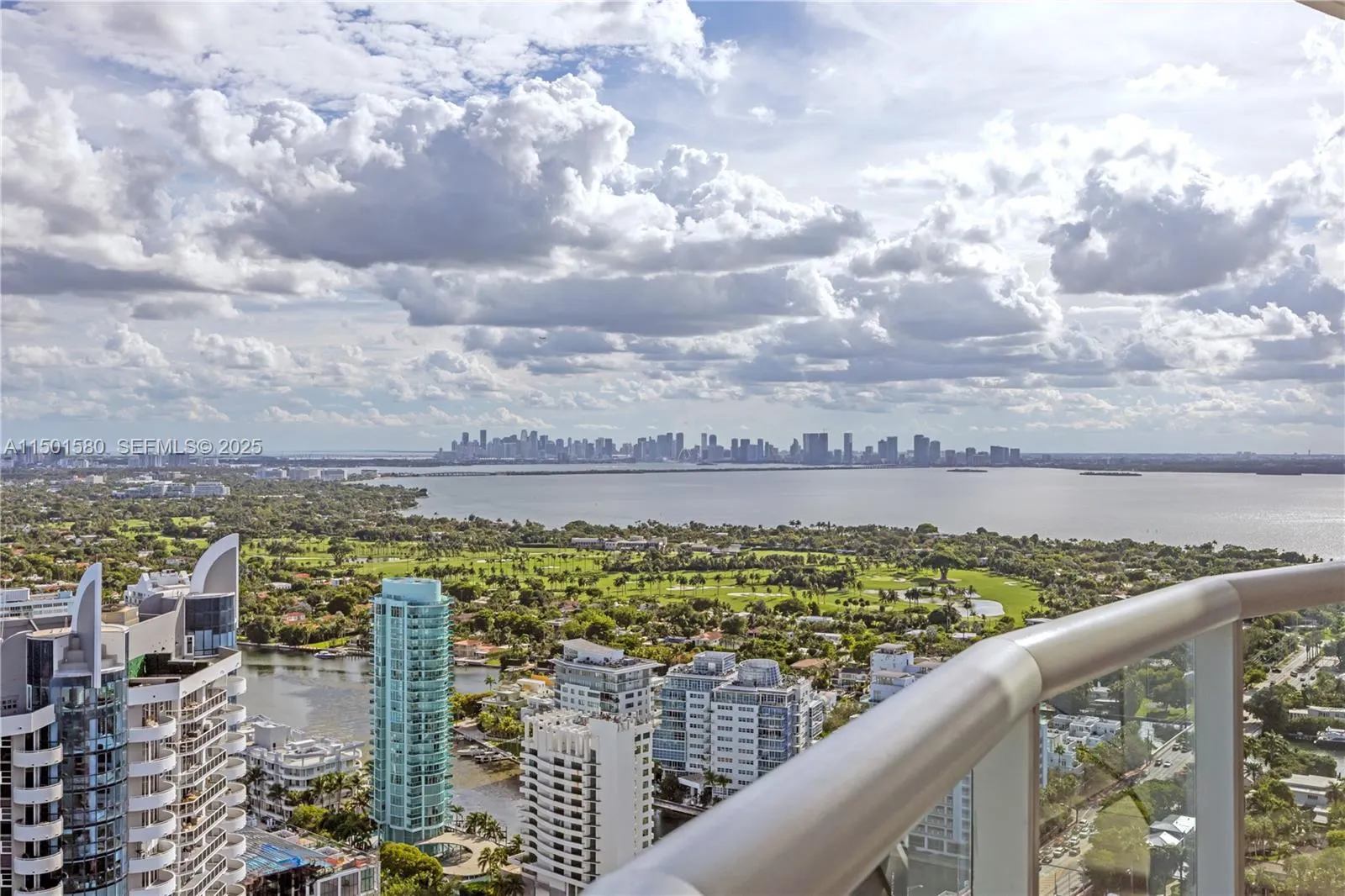 6365 Collins Avenue #4106