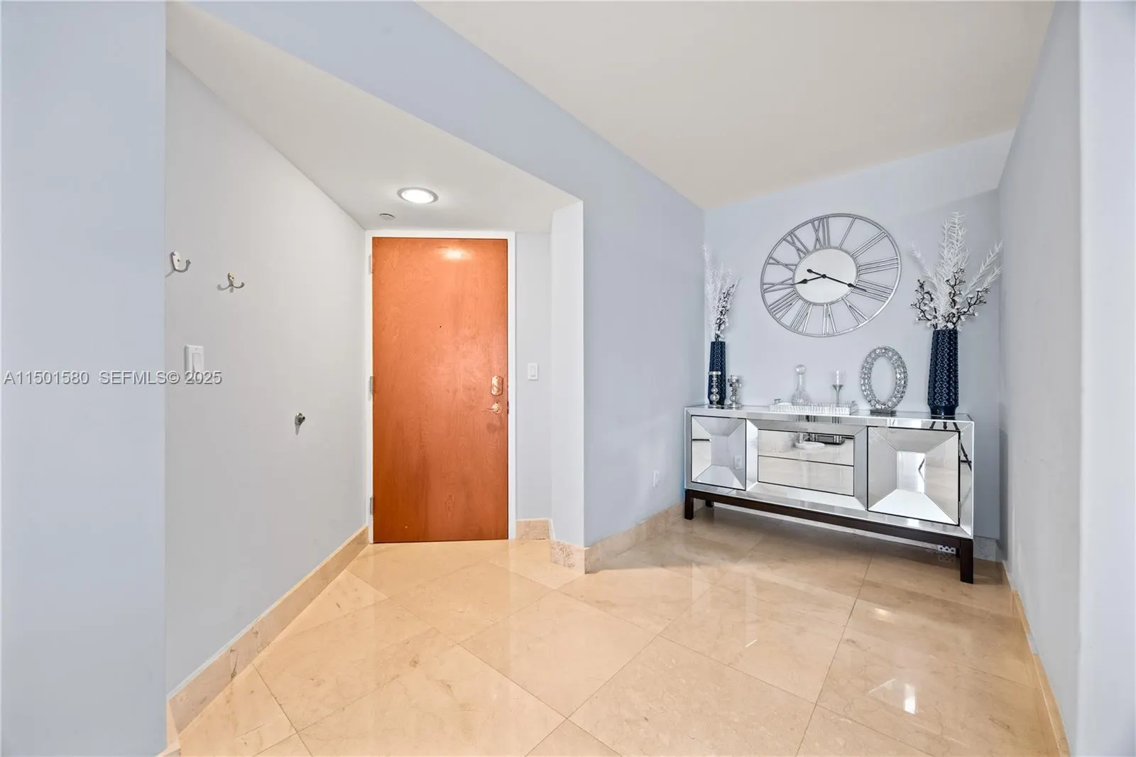 6365 Collins Avenue #4106