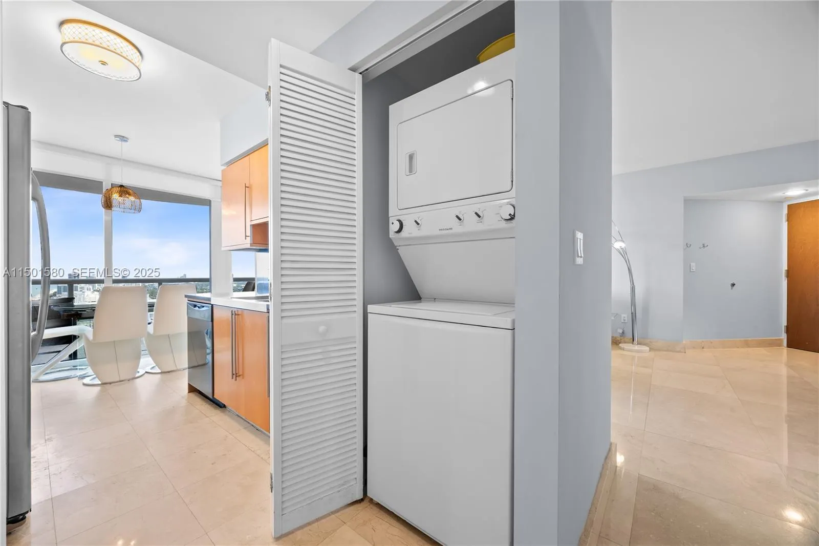 6365 Collins Avenue #4106