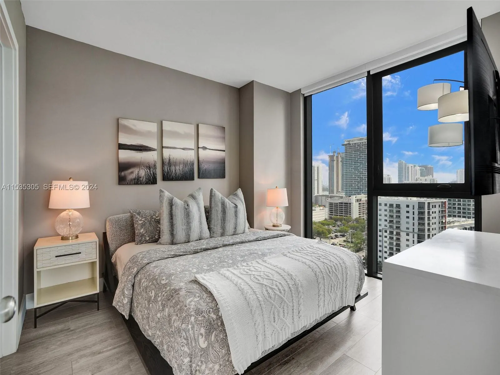 121 NE 34th Street #1801