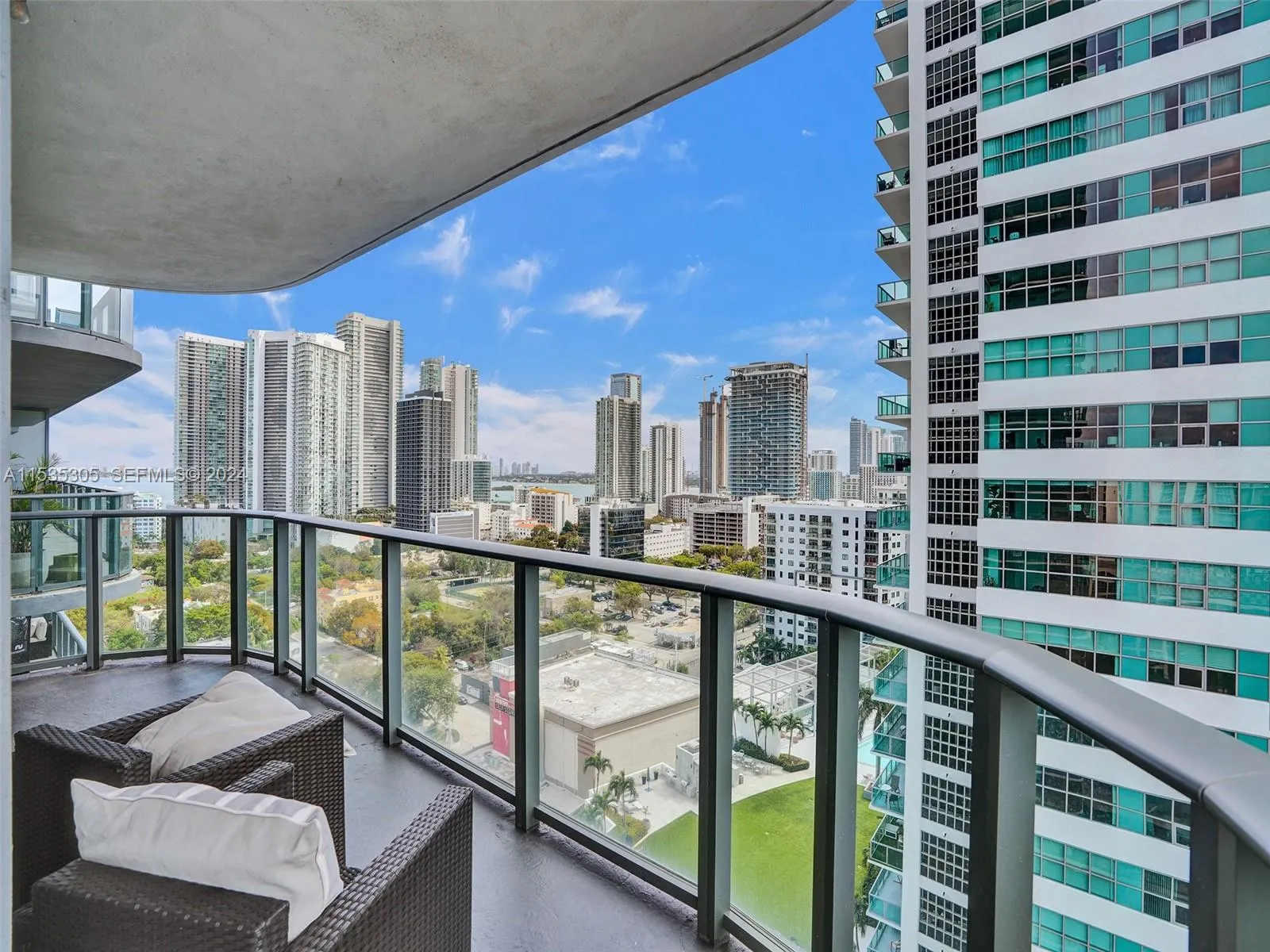 121 NE 34th Street #1801