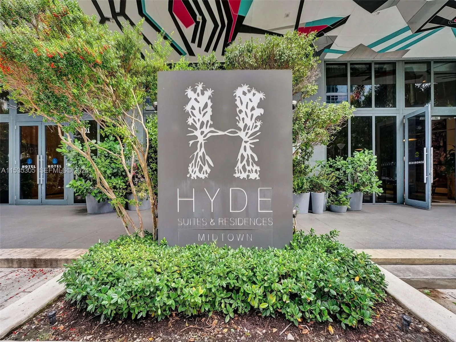 121 NE 34th Street #1801
