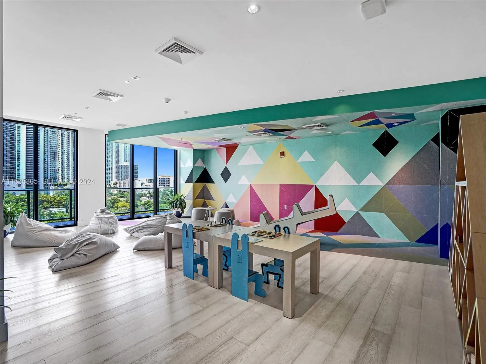 121 NE 34th Street #1801