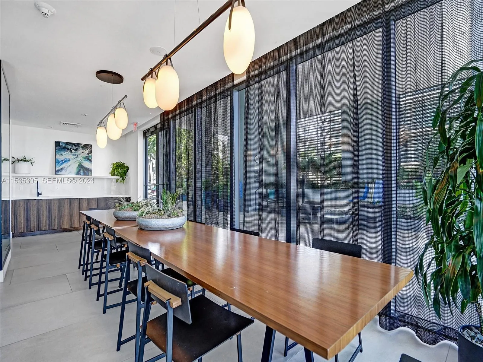 121 NE 34th Street #1801