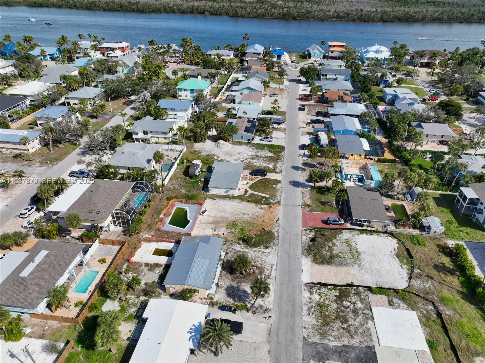 161 Hibiscus Drive