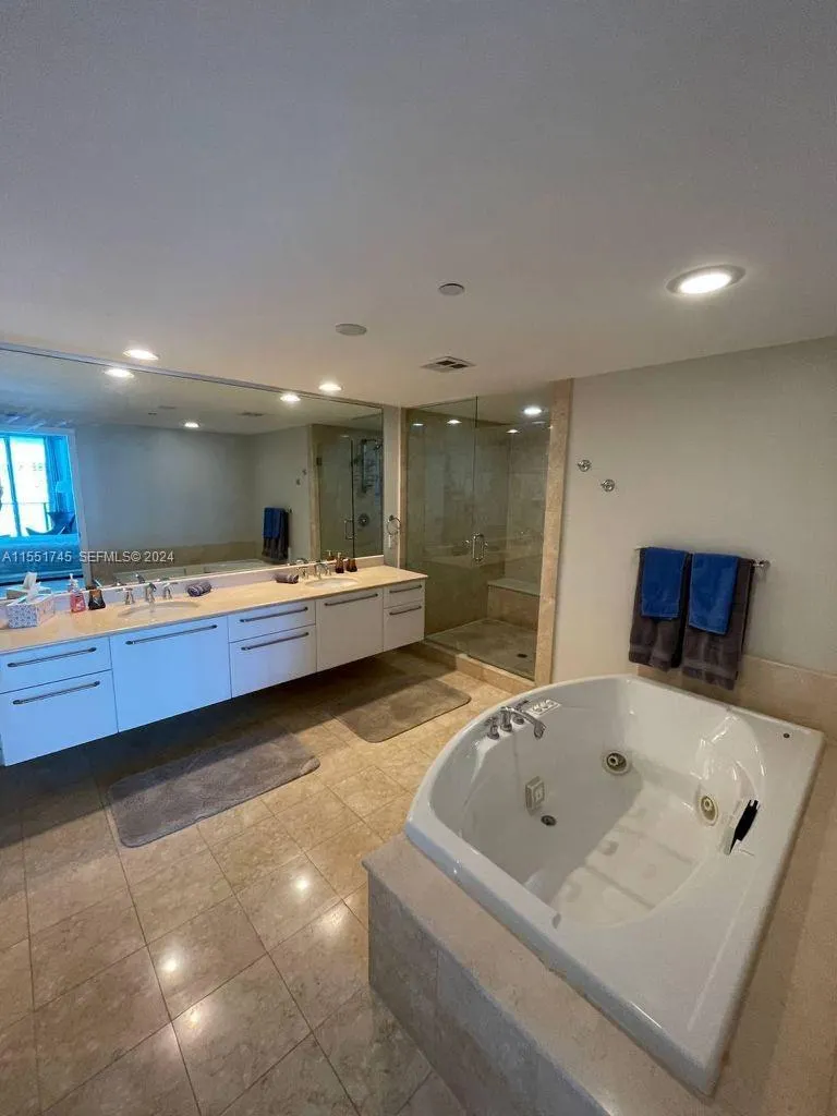 3101 S Ocean Drive #2003