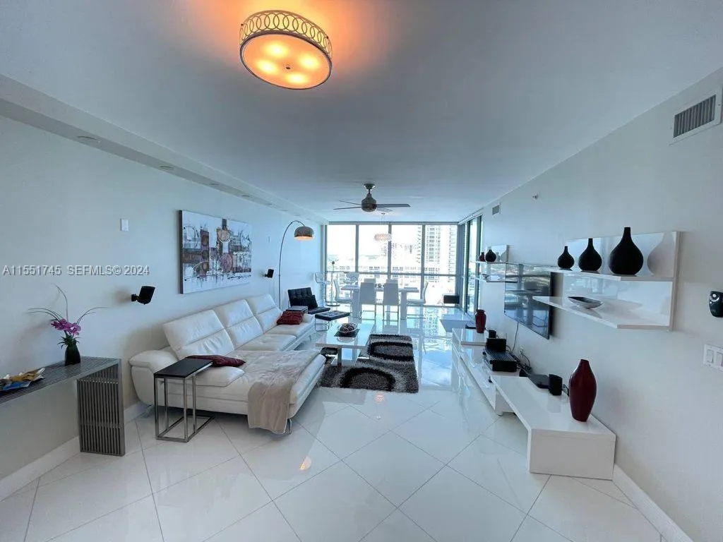 3101 S Ocean Drive #2003