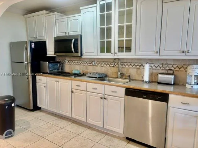 100 Lincoln Road #1434