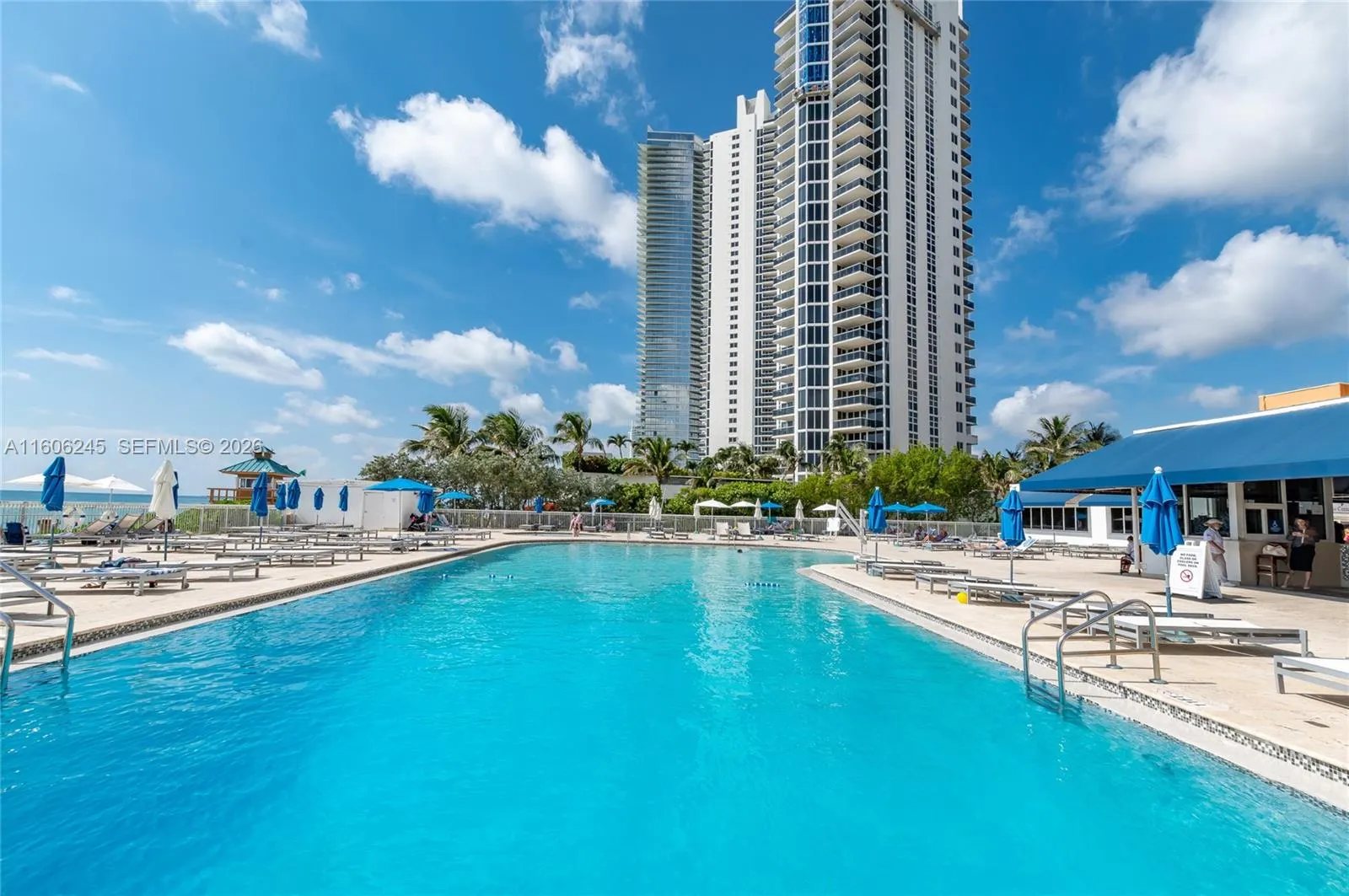 19201 Collins Avenue #318