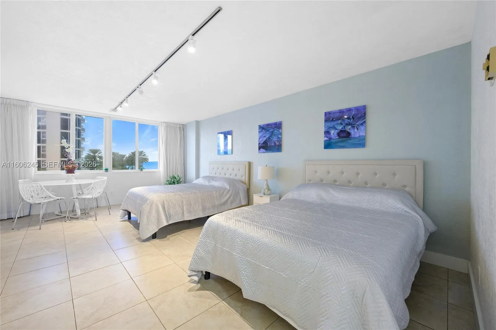19201 Collins Avenue #318