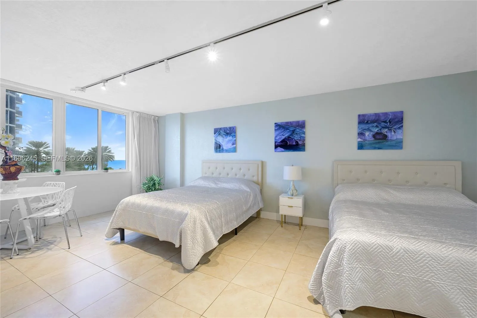 19201 Collins Avenue #318