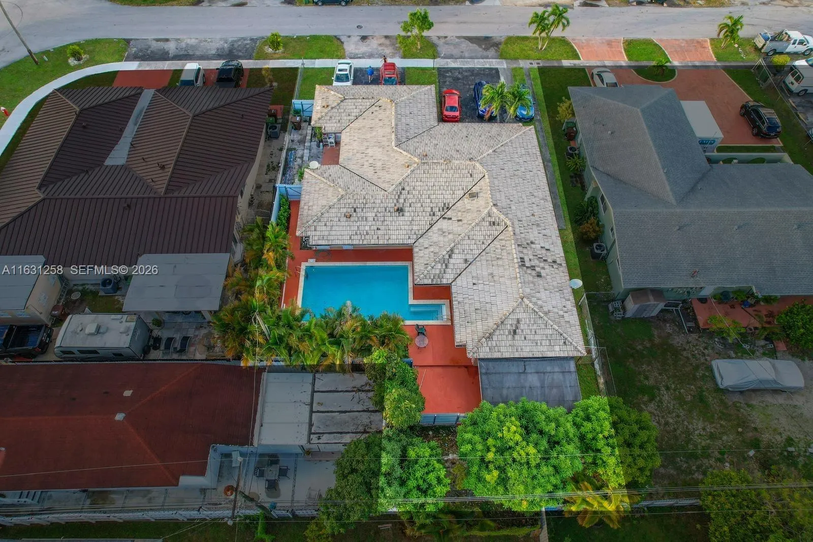 324 E 34th Street