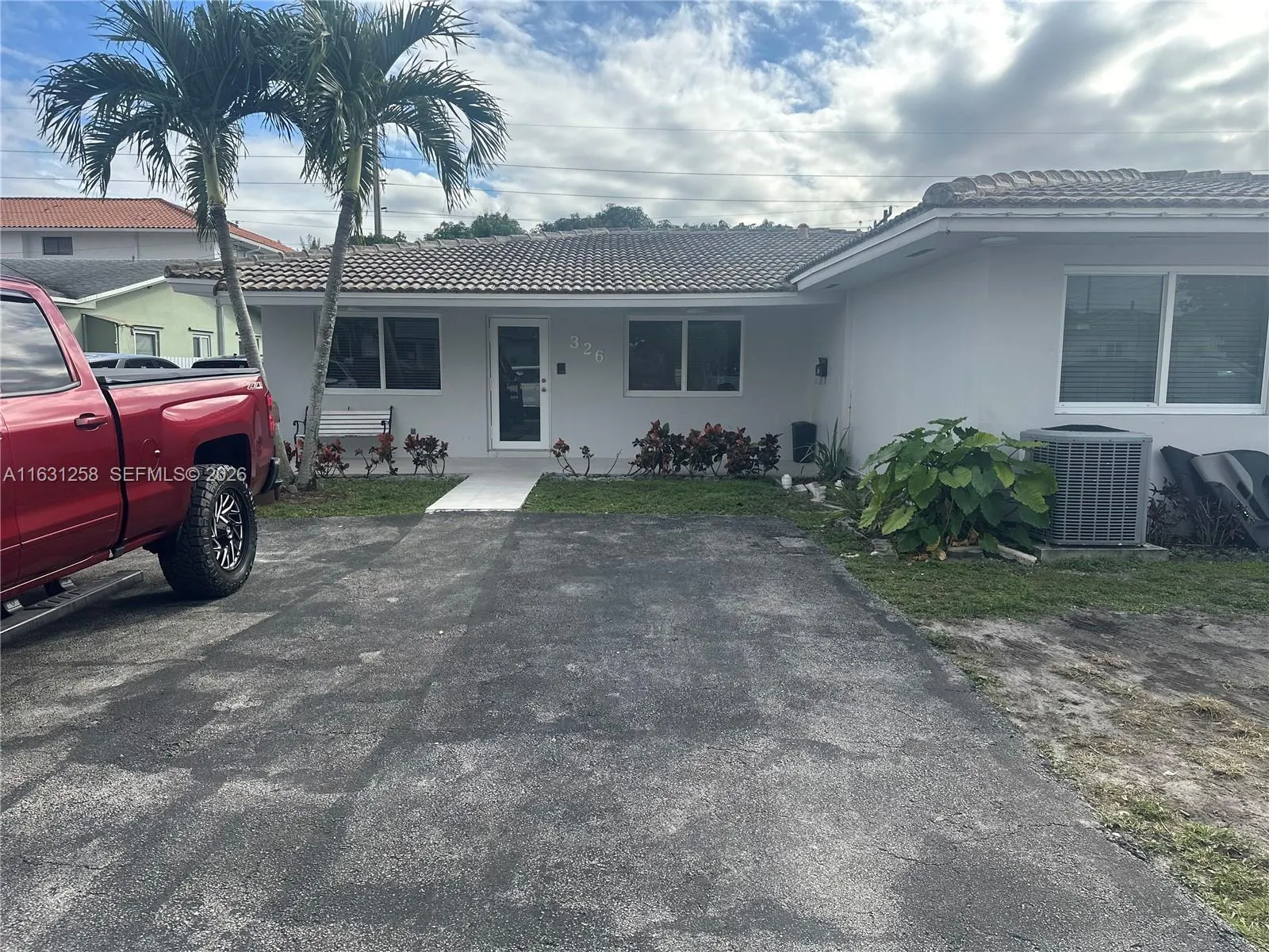 324 E 34th Street