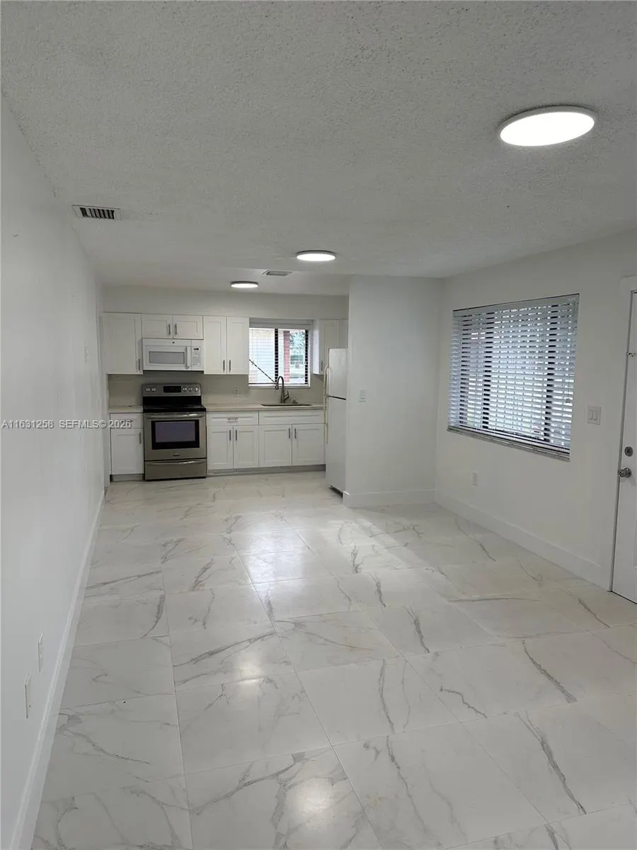 324 E 34th Street