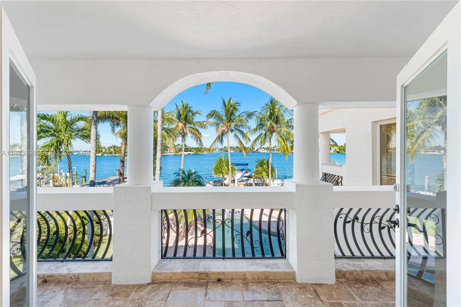 369 N Hibiscus Drive