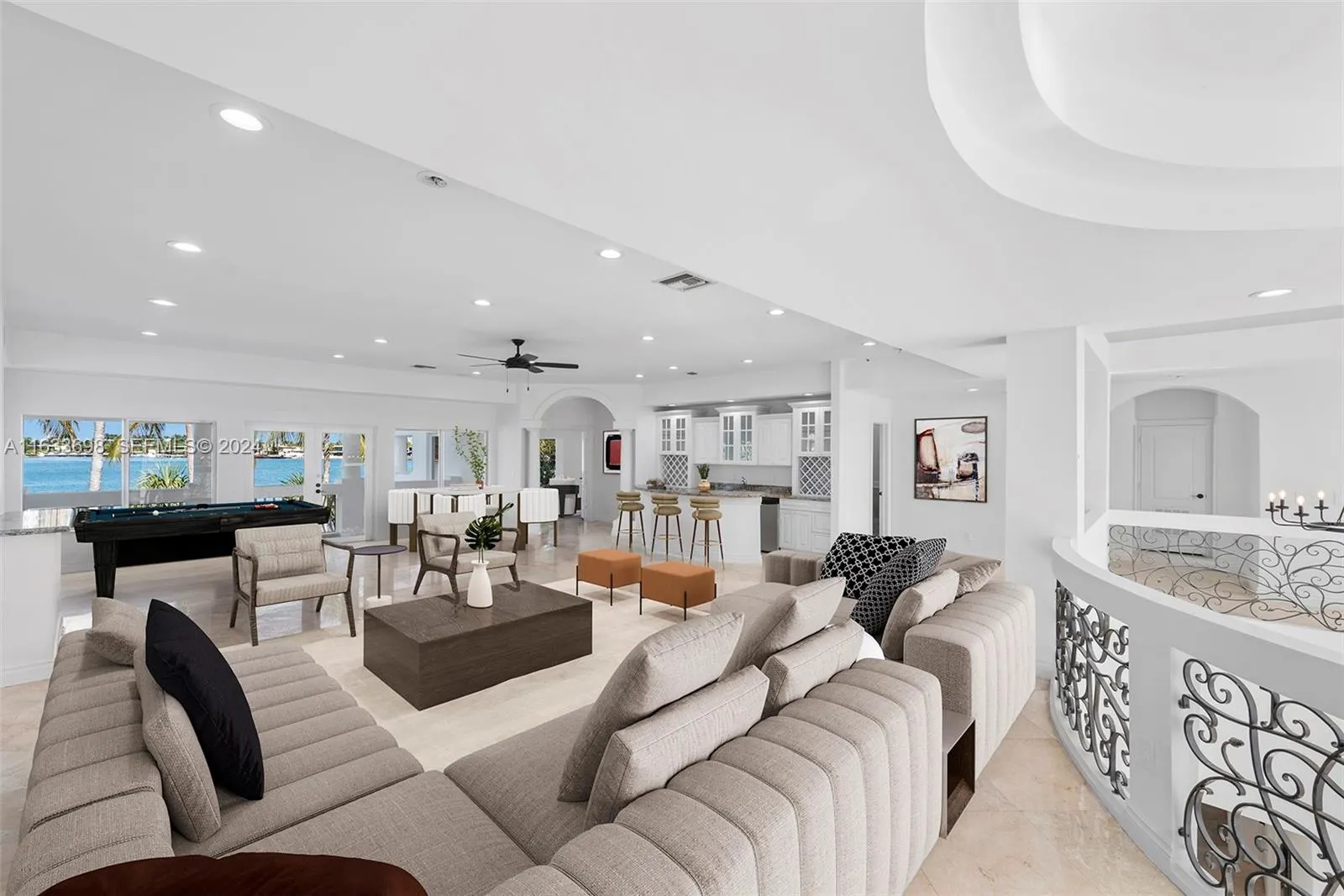 369 N Hibiscus Drive