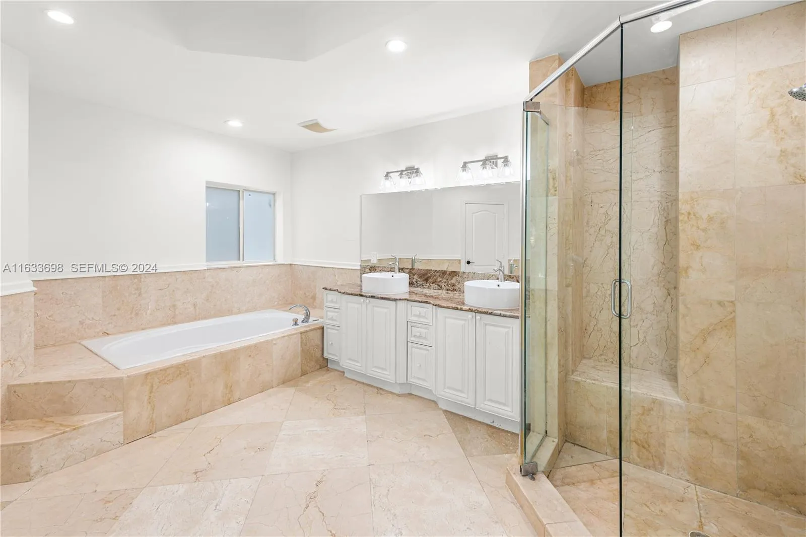 369 N Hibiscus Drive
